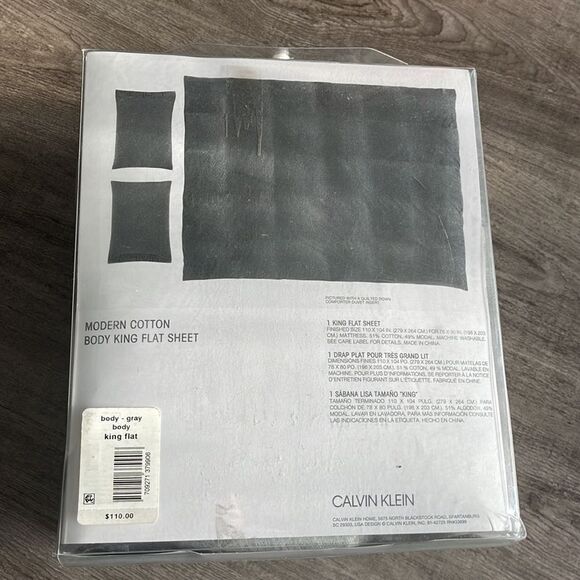 Calvin Klein
Jersey Cotton Body Flat Sheet - Picture 2 of 3